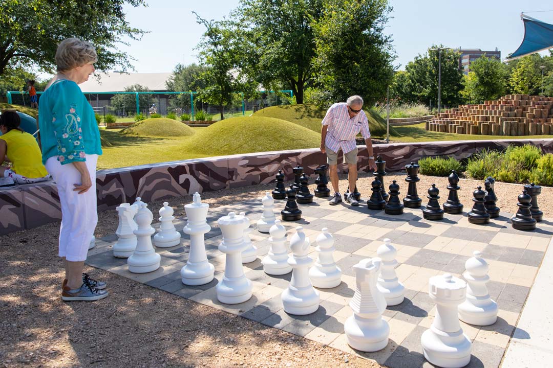 alliance-childrens-garden-chess-board-1080x720